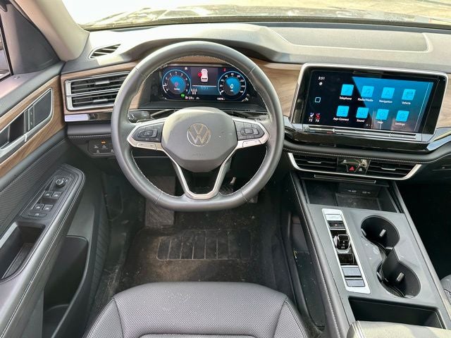 2024 Volkswagen Atlas 2.0T SE