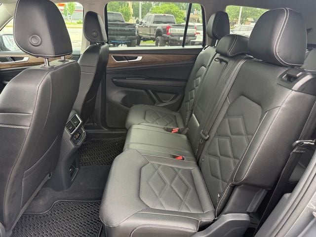 2025 Volkswagen Atlas 2.0T SE