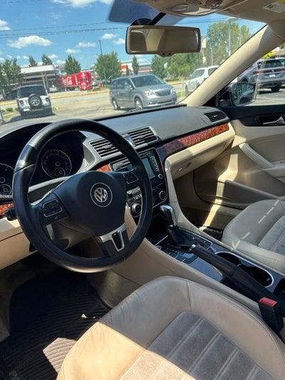 2013 Volkswagen Passat TDI SEL Premium