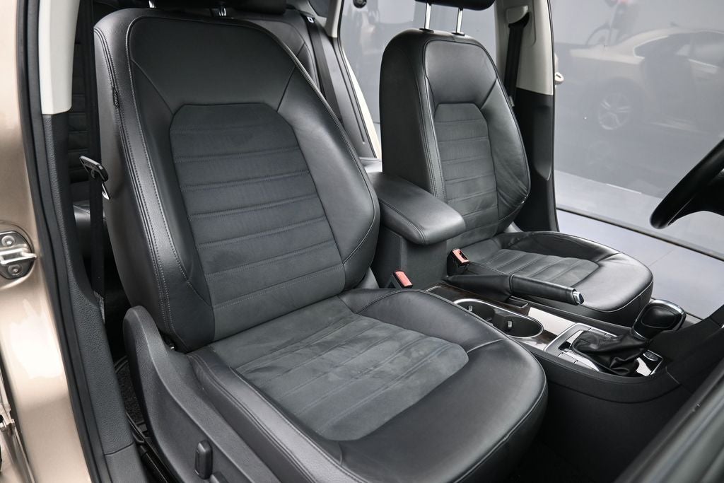 2015 Volkswagen Passat 2.0L TDI SEL Premium