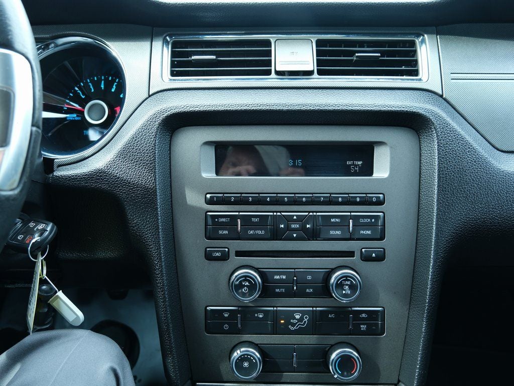 2014 Ford Mustang V6