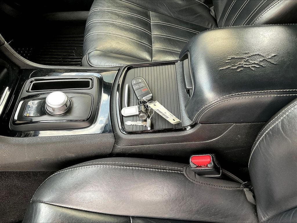 2022 Chrysler 300 S
