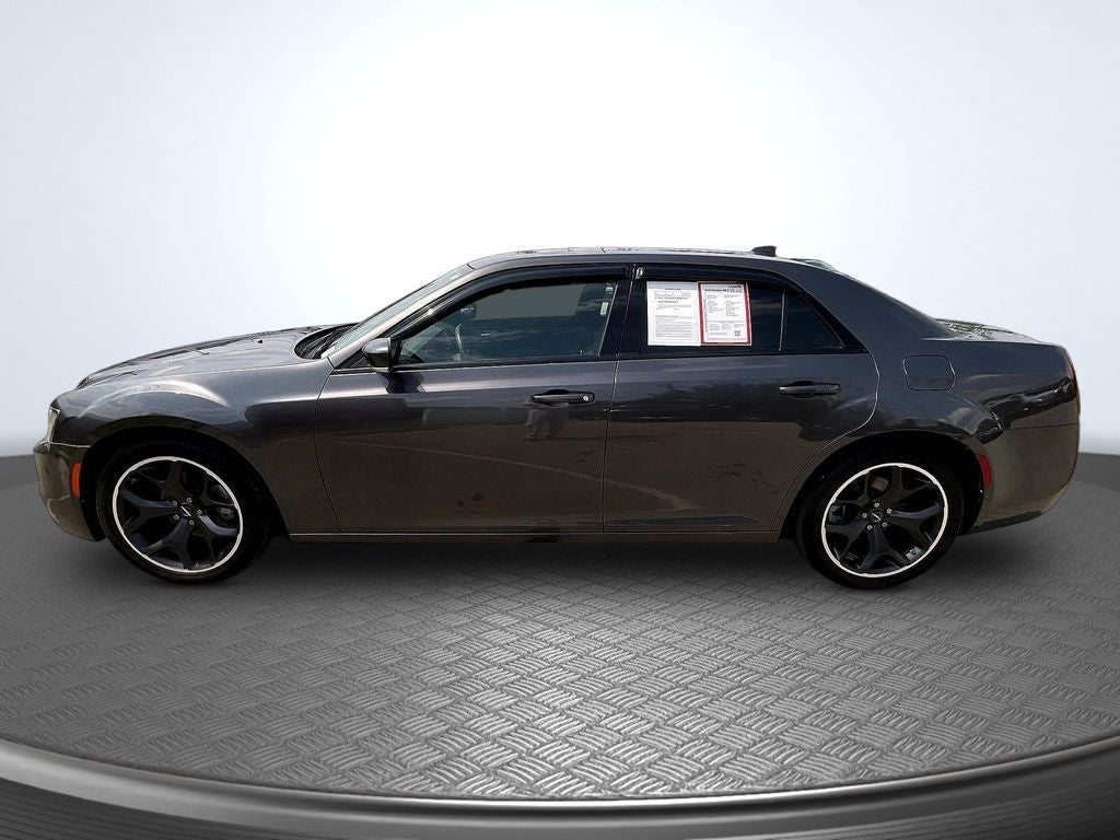 2022 Chrysler 300 S