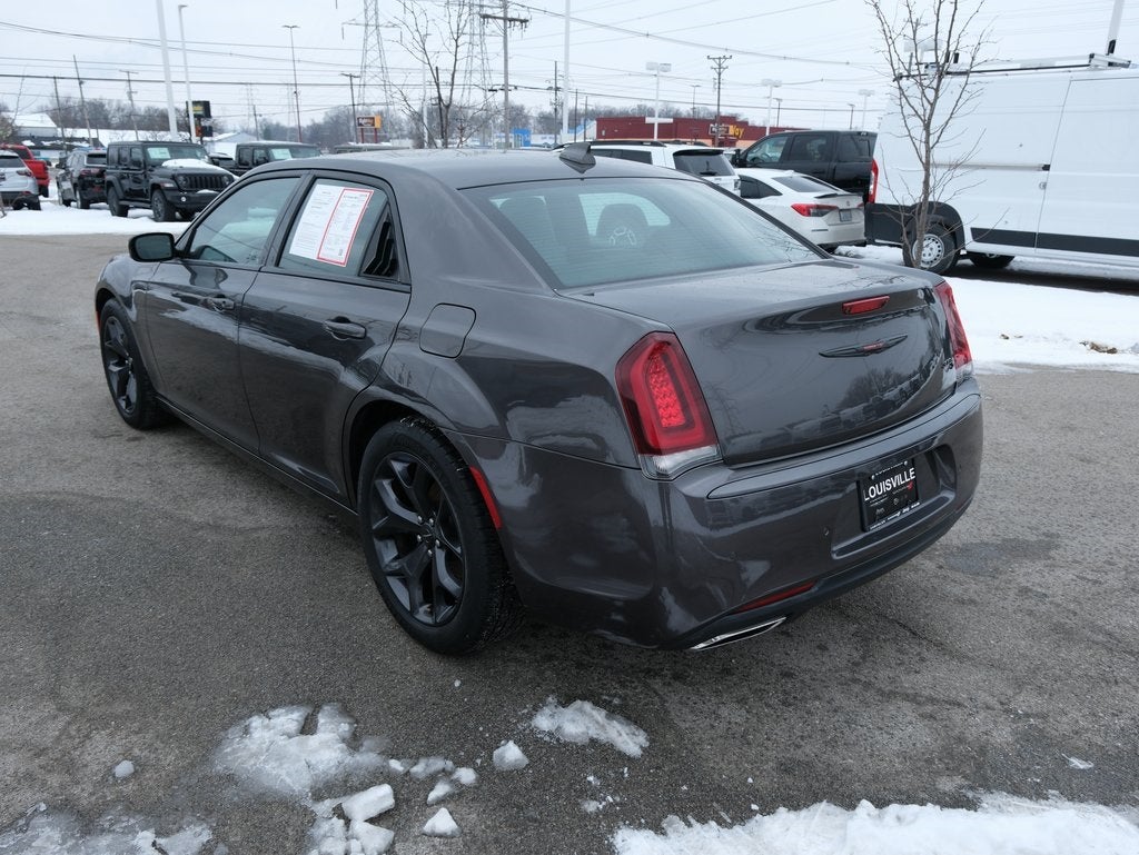 2021 Chrysler 300 S