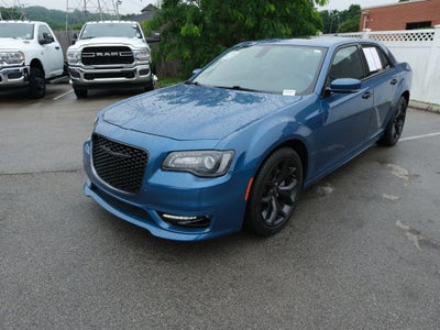 2022 Chrysler 300 Touring