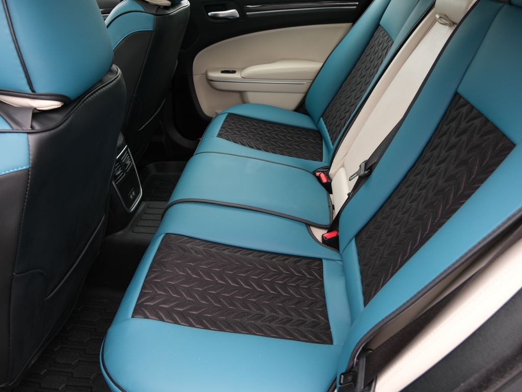 2022 Chrysler 300 Touring