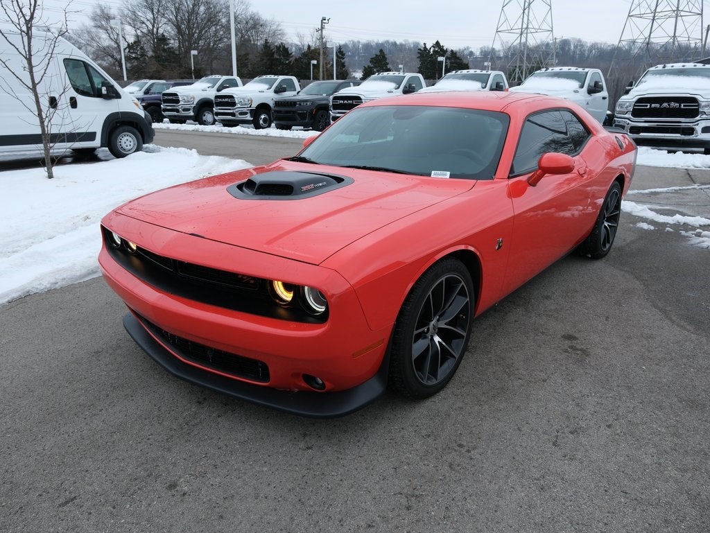 2017 Dodge Challenger 392 Hemi Scat Pack Shaker
