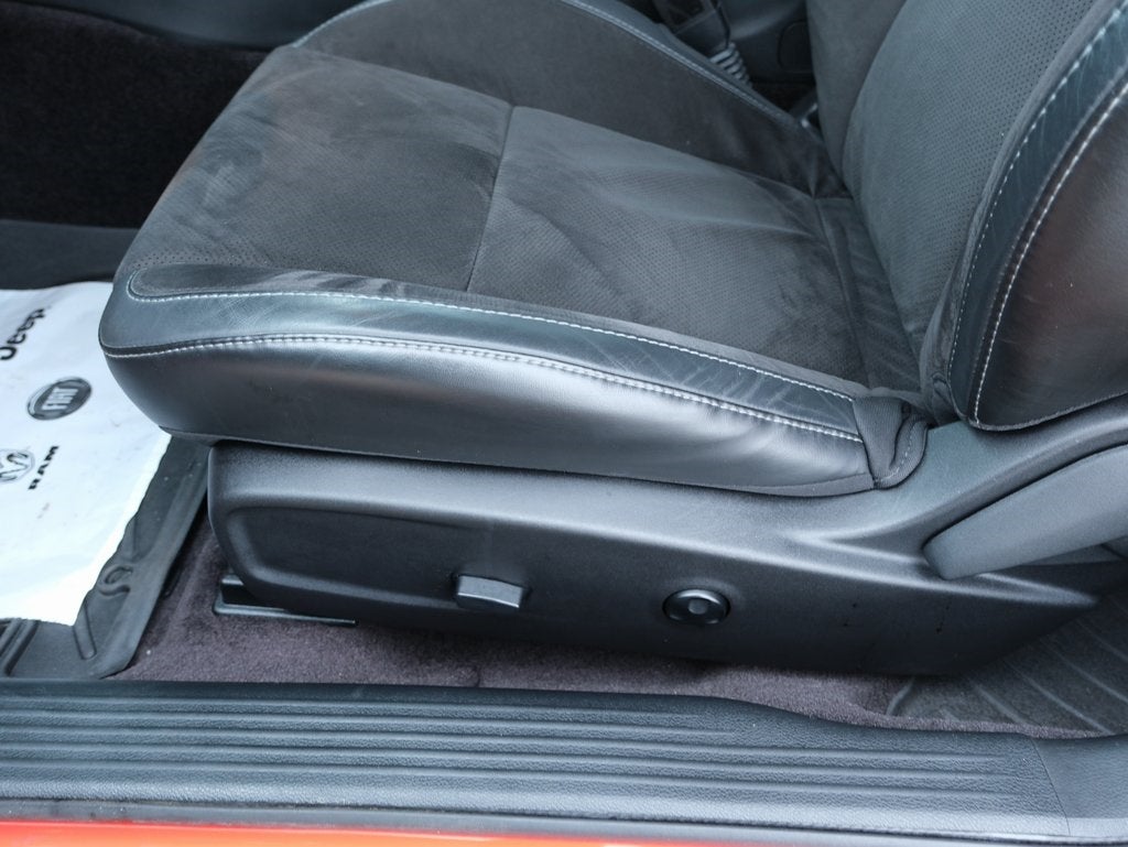 2017 Dodge Challenger 392 Hemi Scat Pack Shaker