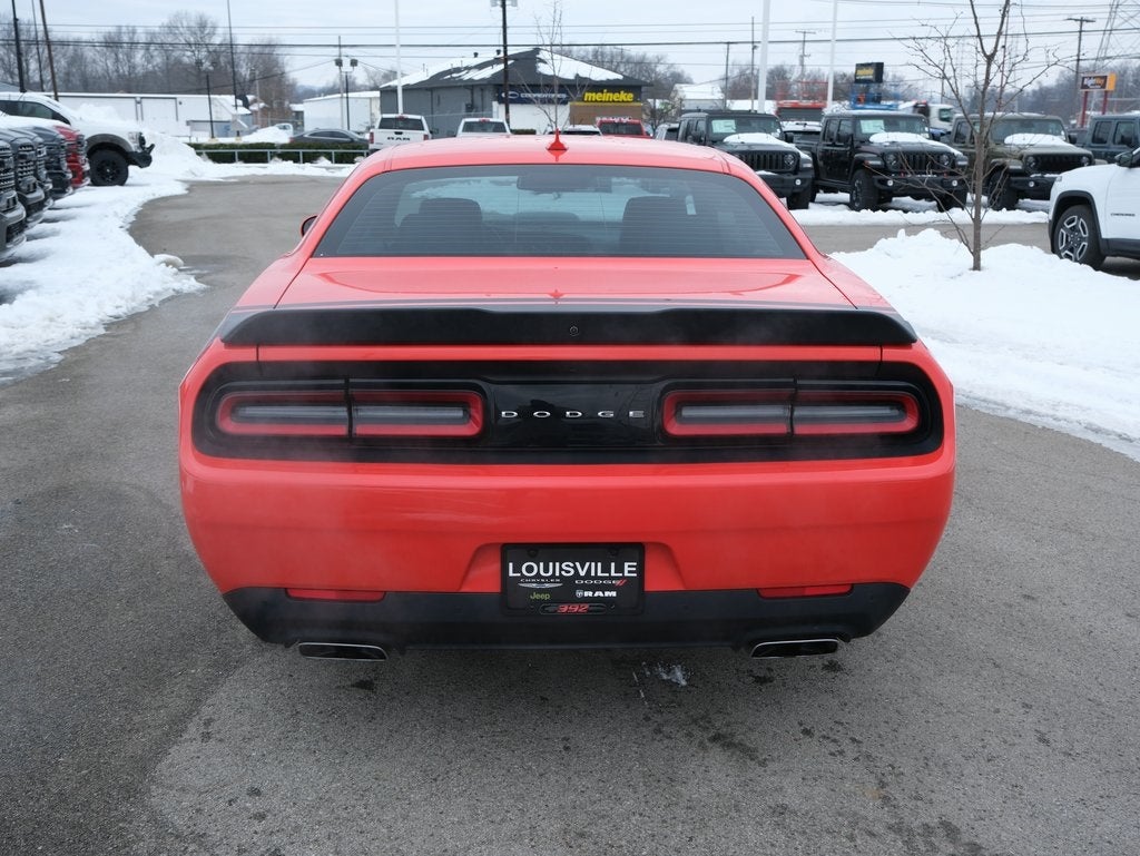 2017 Dodge Challenger 392 Hemi Scat Pack Shaker