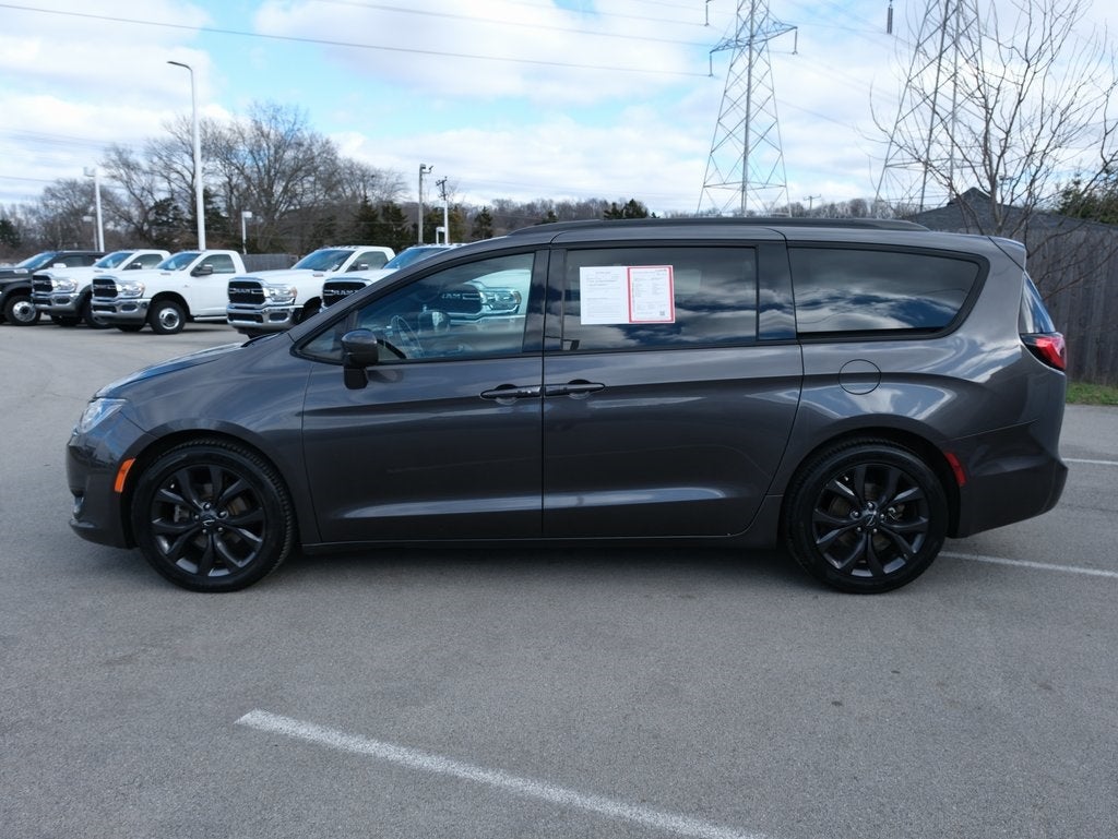 2018 Chrysler Pacifica Touring L
