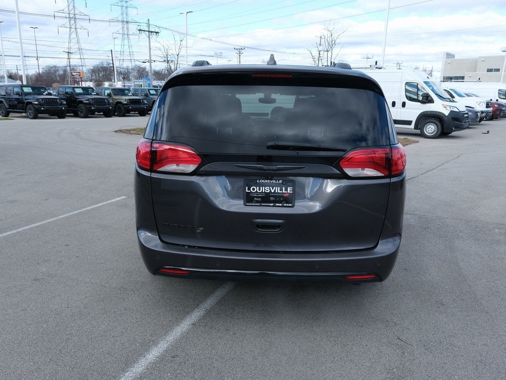 2018 Chrysler Pacifica Touring L