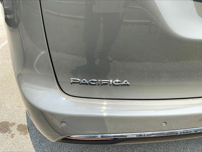 2020 Chrysler Pacifica Touring