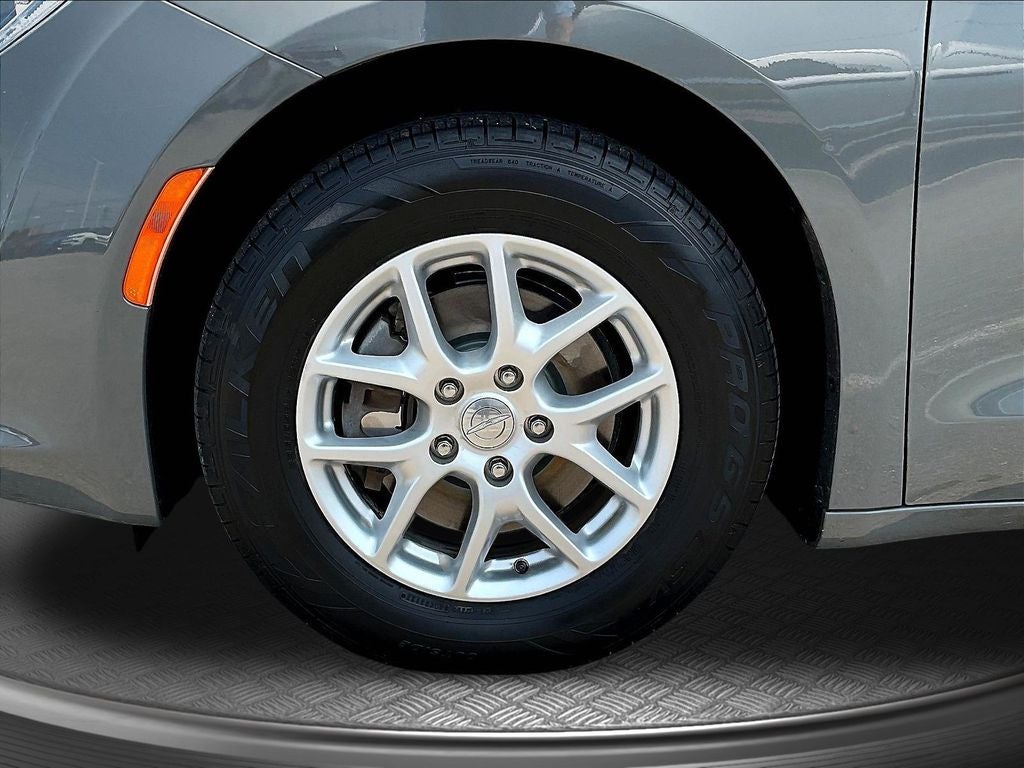 2020 Chrysler Pacifica Touring