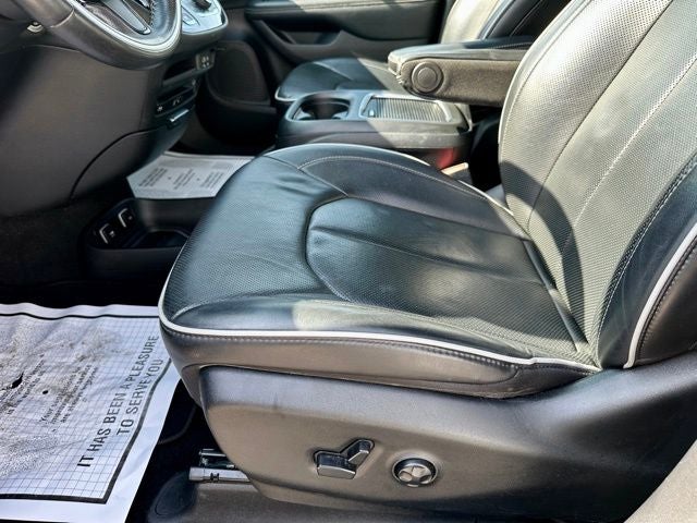 2020 Chrysler Pacifica Hybrid Limited