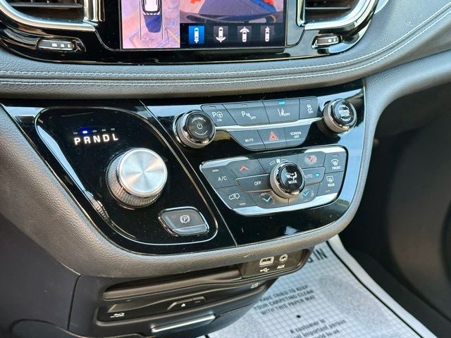 2020 Chrysler Pacifica Hybrid Limited
