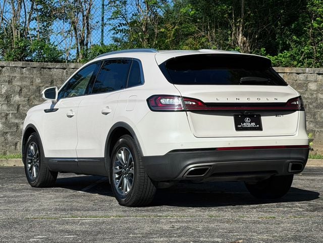 2019 Lincoln Nautilus Select