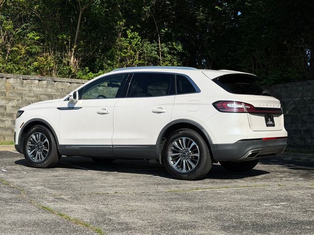 2019 Lincoln Nautilus Select