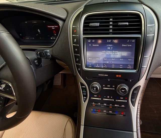 2019 Lincoln Nautilus Reserve