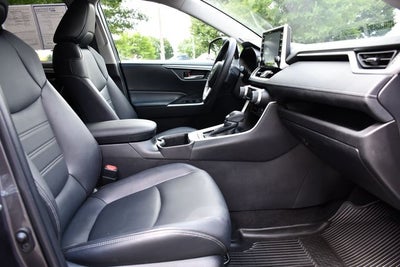 2022 Toyota RAV4 XLE Premium