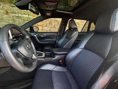 2019 Toyota RAV4 Hybrid XSE