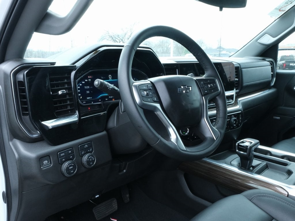 2025 Chevrolet Silverado 1500 LT Trail Boss