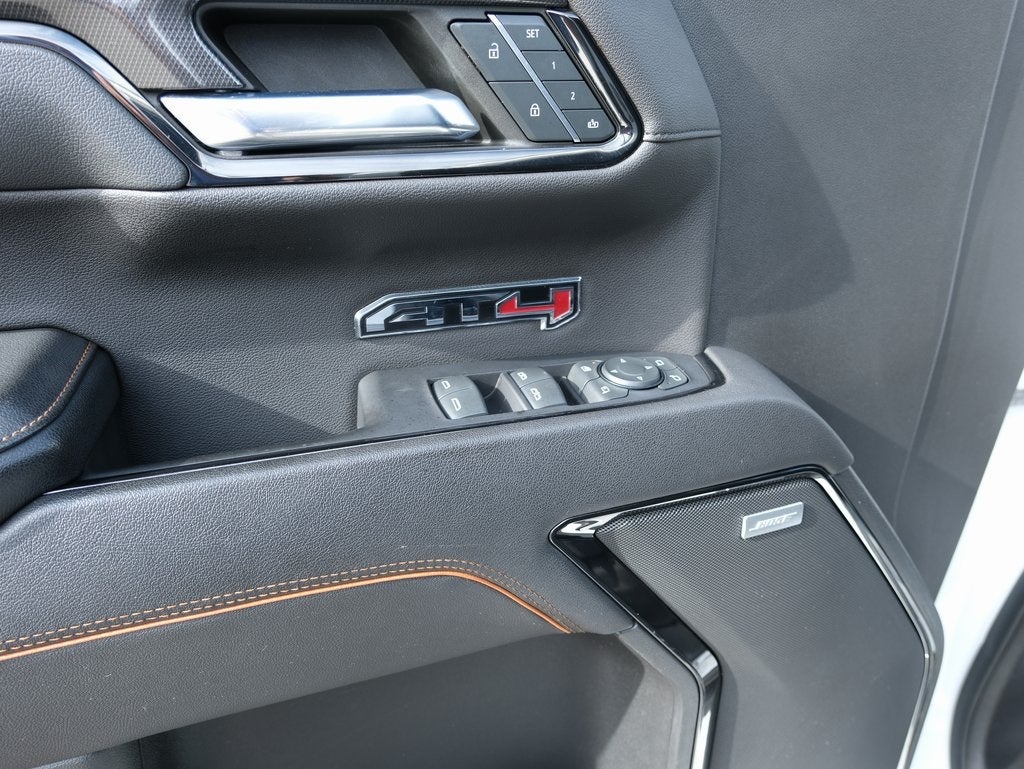 2023 GMC Sierra 1500 AT4