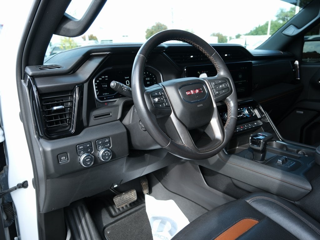 2023 GMC Sierra 1500 AT4