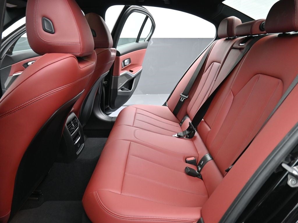 2024 BMW 3 Series 330i xDrive