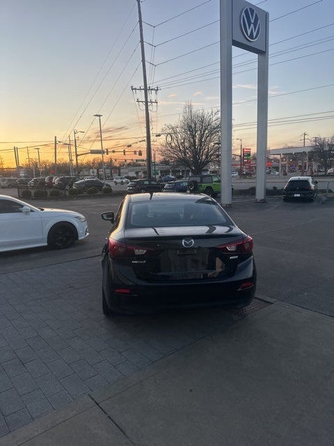 2018 Mazda Mazda3 Touring