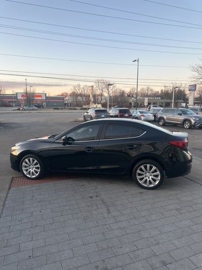 2018 Mazda Mazda3 Touring