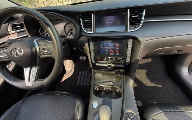 2022 INFINITI QX50 LUXE