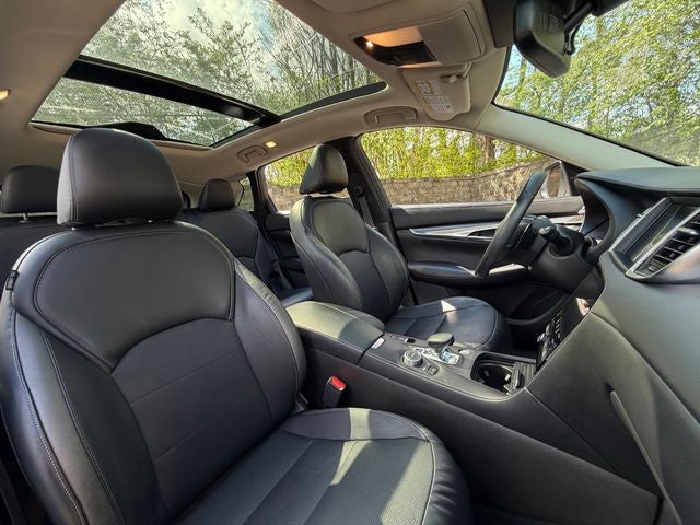 2022 INFINITI QX50 LUXE