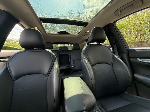 2022 INFINITI QX50 LUXE