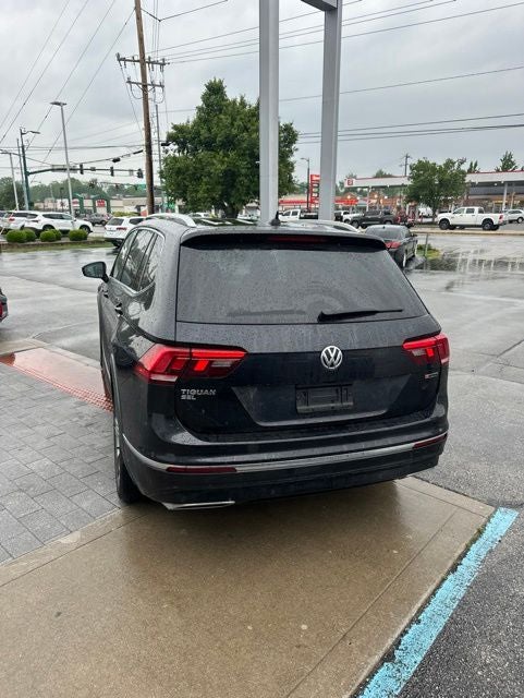 2019 Volkswagen Tiguan 2.0T SEL R-Line 4Motion