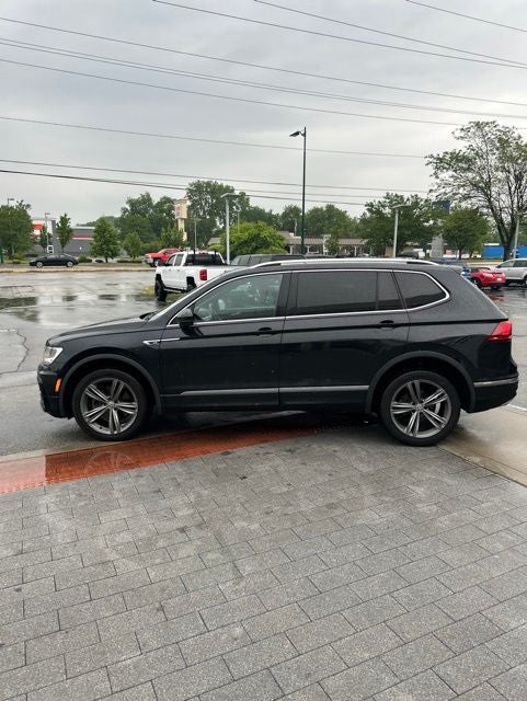 2019 Volkswagen Tiguan 2.0T SEL R-Line 4Motion