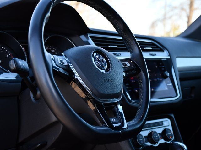 2020 Volkswagen Tiguan 2.0T SE R-Line Black 4Motion