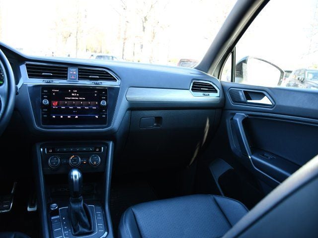 2020 Volkswagen Tiguan 2.0T SE R-Line Black 4Motion