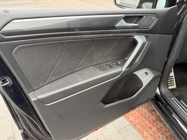 2018 Volkswagen Tiguan 2.0T SEL Premium 4Motion