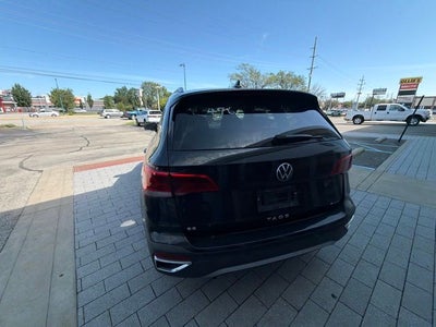 2024 Volkswagen Taos 1.5T SE