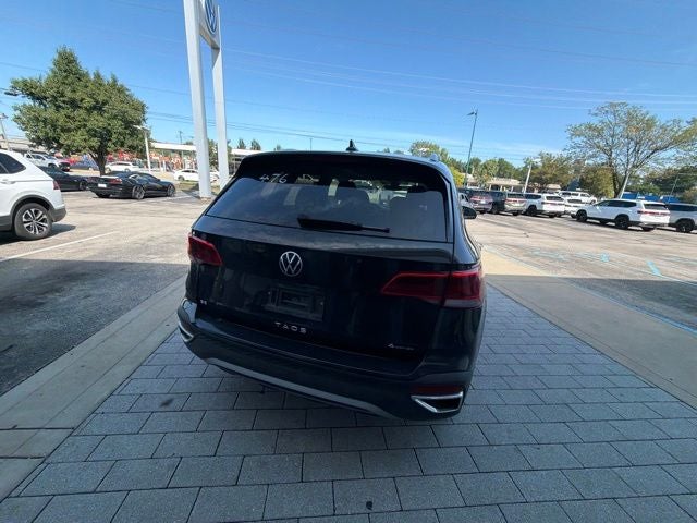 2024 Volkswagen Taos 1.5T SE