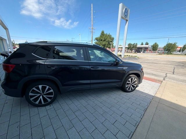 2024 Volkswagen Taos 1.5T SE