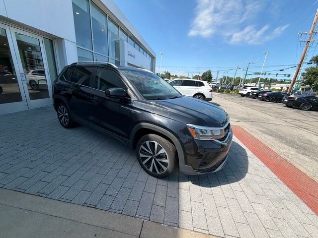 2024 Volkswagen Taos 1.5T SE