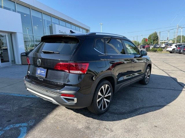 2024 Volkswagen Taos 1.5T SE