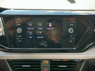2024 Volkswagen Taos 1.5T SE Black