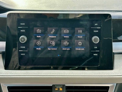 2025 Volkswagen Taos 1.5T SE