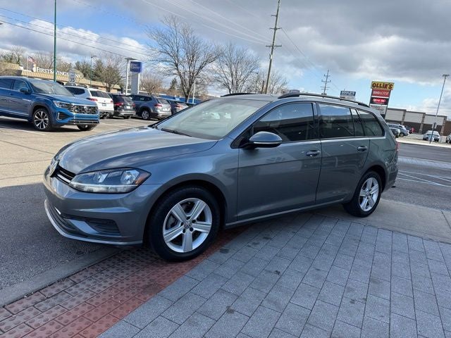 2018 Volkswagen Golf SportWagen SE