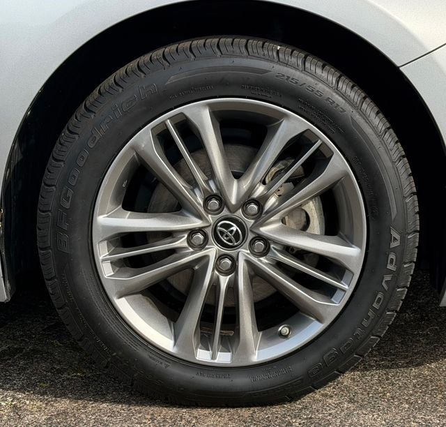 2017 Toyota Camry SE