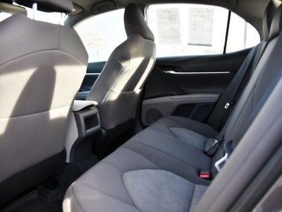 2022 Toyota Camry Hybrid LE