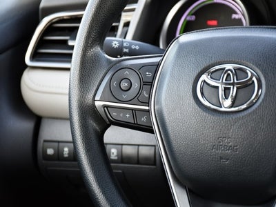 2022 Toyota Camry Hybrid LE