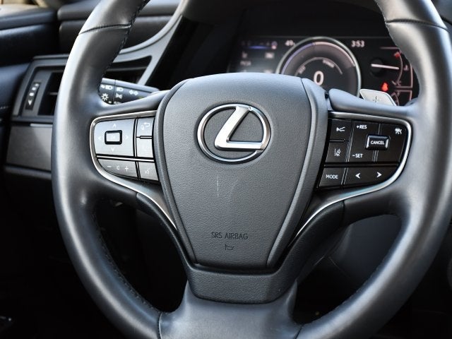 2022 Lexus ES 300h
